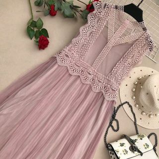 ĐẦM DỰ TIỆC REN PHỐI VIỀN