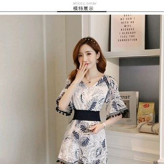 JUMSPUIT REN HỌA TIẾT PHỐI TUA RUA NHÚN EO