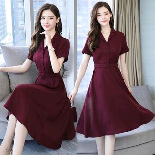 ĐẦM XOÈ CỔ VEST KÈM NỊT