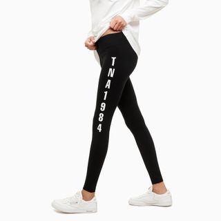 Quần legging TNA