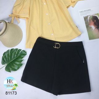 Áo trễ vai kẻ ô