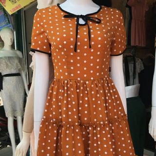 Váy xòe vintage chấm bi
