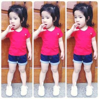 Áo thun cotton cổ tim cho bé
