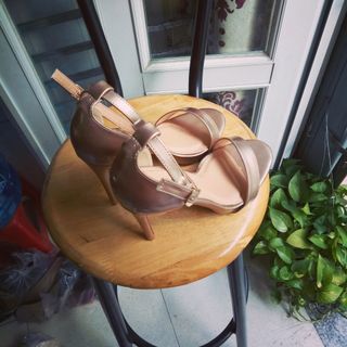Sandal cao gót ánh đồng 11p độn đế