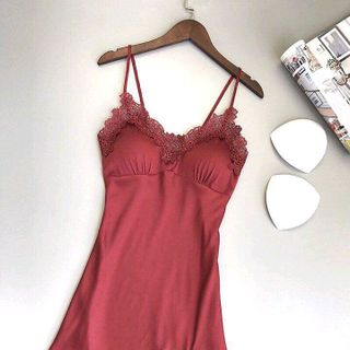 Váy ngủ phi lụa