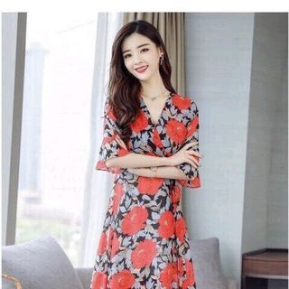 ĐẦM XOÈ HOA TAY LOE