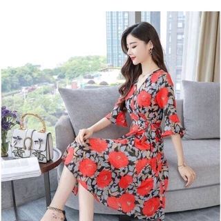 ĐẦM XOÈ HOA TAY LOE