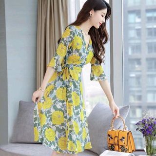 ĐẦM XOÈ HOA TAY LOE