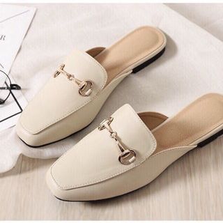 giày sục q