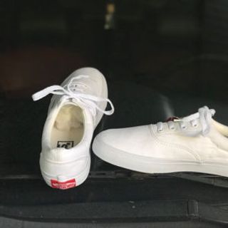 giày sneaker giá rẻ chất đẹp