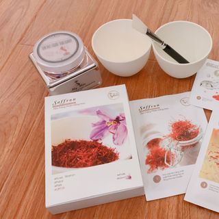 TẮM TRẮNG SAFFRON PHIÊN HỒNG HOA MY MIU