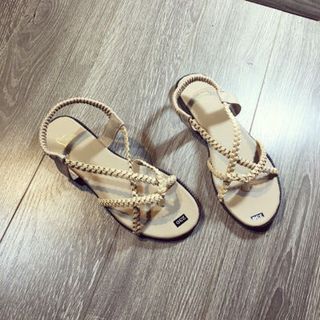 giày sandal a