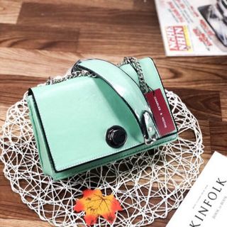 tui nữ nhiều mau nhu hình