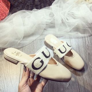 giày sục siêu sang
