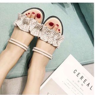 Sandan đi biển nữ