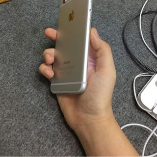 iPhone 6 64Gb phiên bản LOCK màu Silver
