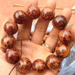 Vòng Tay Nu Huyết Long Tròn