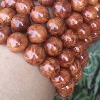 Vòng Tay Nu Huyết Long Tròn