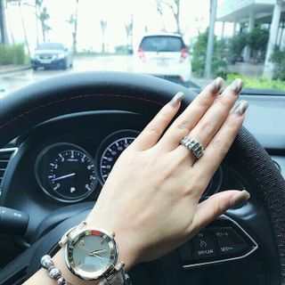Đồng hồ vêrsacee siêu cấp