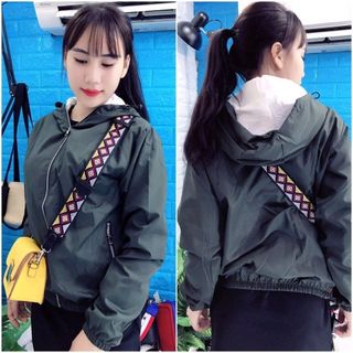 Áo khoác dù mỏng hot năm