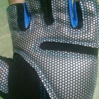 GĂNG TAY TẬP GYM NAM NỮ