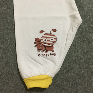 Quần sơ sinh dài bo gấu màu trắng Baby Leo