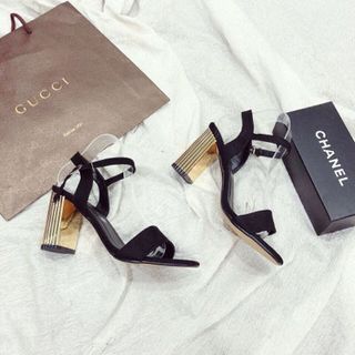 giày sandal got vuông vàng
