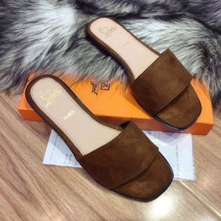 dep quai ngang nữ ni