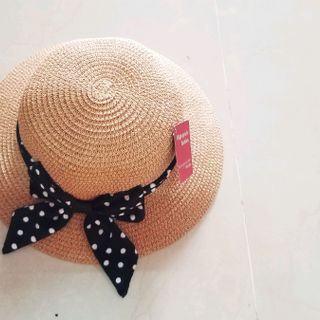 Nón cói đi biển