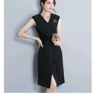 ĐẦM BODY SỌC XẺ TÀ TRƯỚC KÈM PHỤ KIỆN