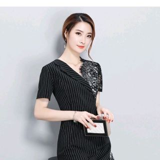 ĐẦM BODY SỌC PHỐI REN