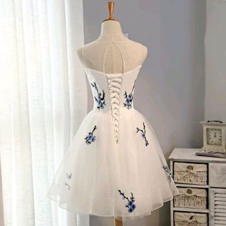 ĐẦM XÒE HOA ĐÀO