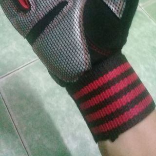 GĂNG TAY TẬP GYM NAM NỮ