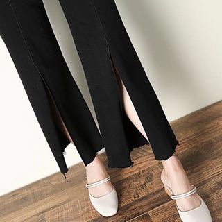 QUẦN JEANS ỐNG LOE XẺ TRƯỚC