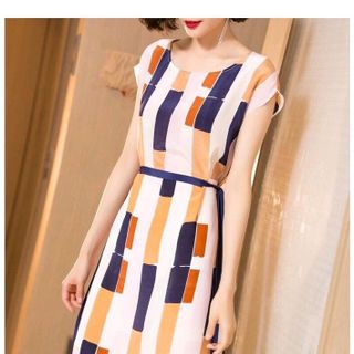 ĐẦM SUÔNG CỘT EO