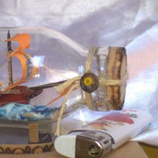 Thuyền caravel trong chai siêu nhỏ