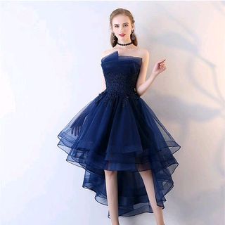 ĐẦM XÒE ĐUÔI TÔM CÚP XẾP