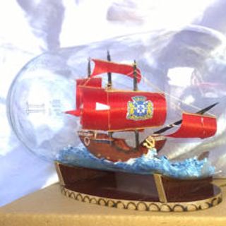 Thuyền santa maria trong chai