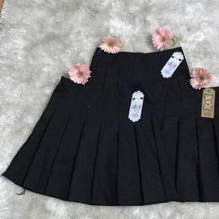 chân váy xếp ly- tennic