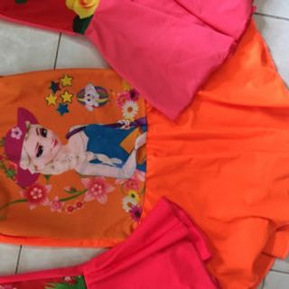 đồ bơi bé gái dạng váy có quần đùi