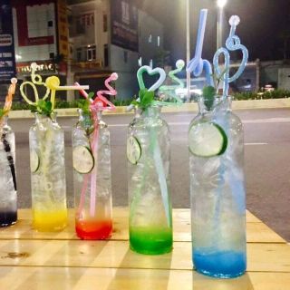 Chai thủy tinh tròn nút bần 350ml