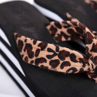 Dép nữ đế đúc quai vải