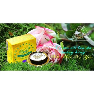 mặc nạ yến vychi