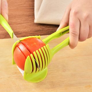 Dụng Cụ Cắt Lát Cà Chua và Gắp Bánh