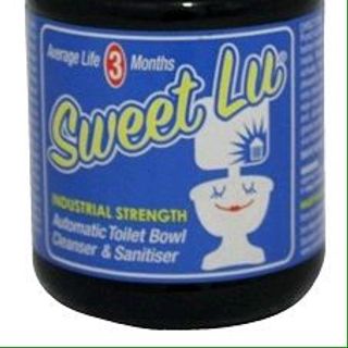 Chai khử trùng và khử mùi bồn cầu Sweet Lu