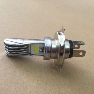 Đèn pha led xe máy H4 3 chân có rãnh 20w