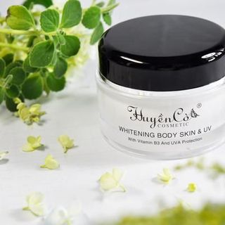 Kem Dưỡng Trắng Da Chống Nắng Huyền Cò Whitening Body Skin UV