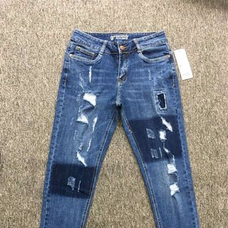 Quần jeans nữ rách