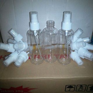 chai xịt phun sương 100ml giá từ 3500d đến 7000d