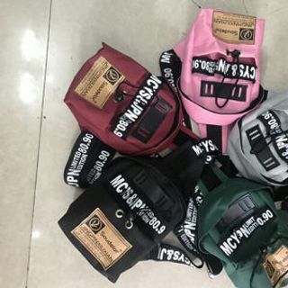 túi đeo chéo có hình thật